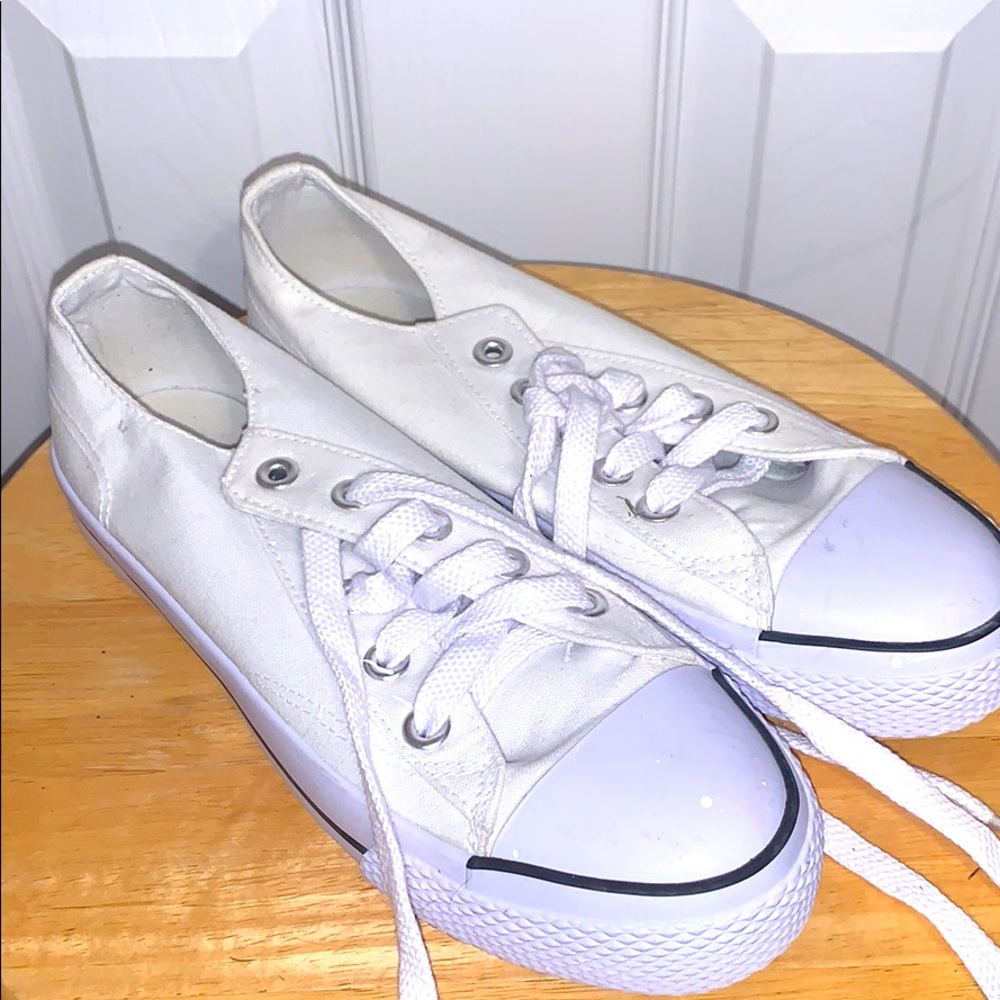 White Airwalks